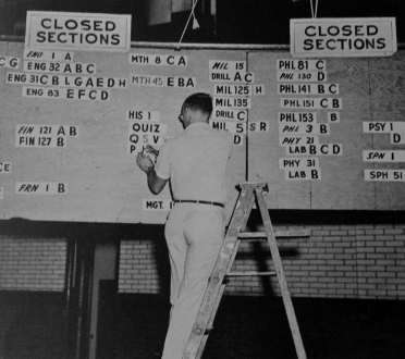 Click on image (022) to close