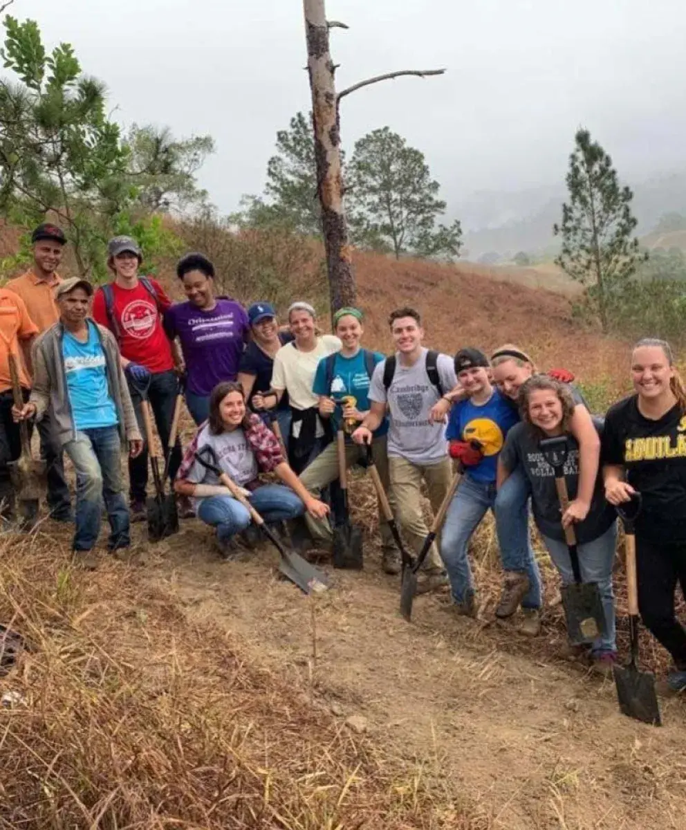 Students in DR campo