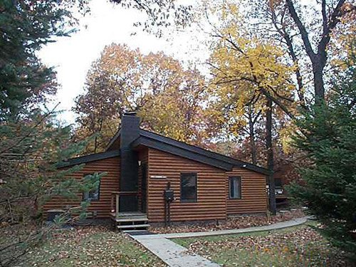 Exterior of Chabanel cabin