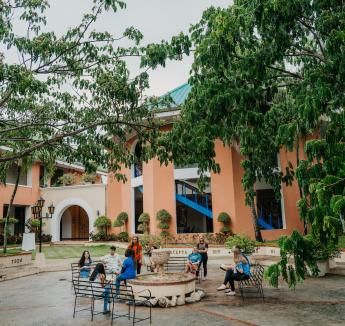 Students in courtyard