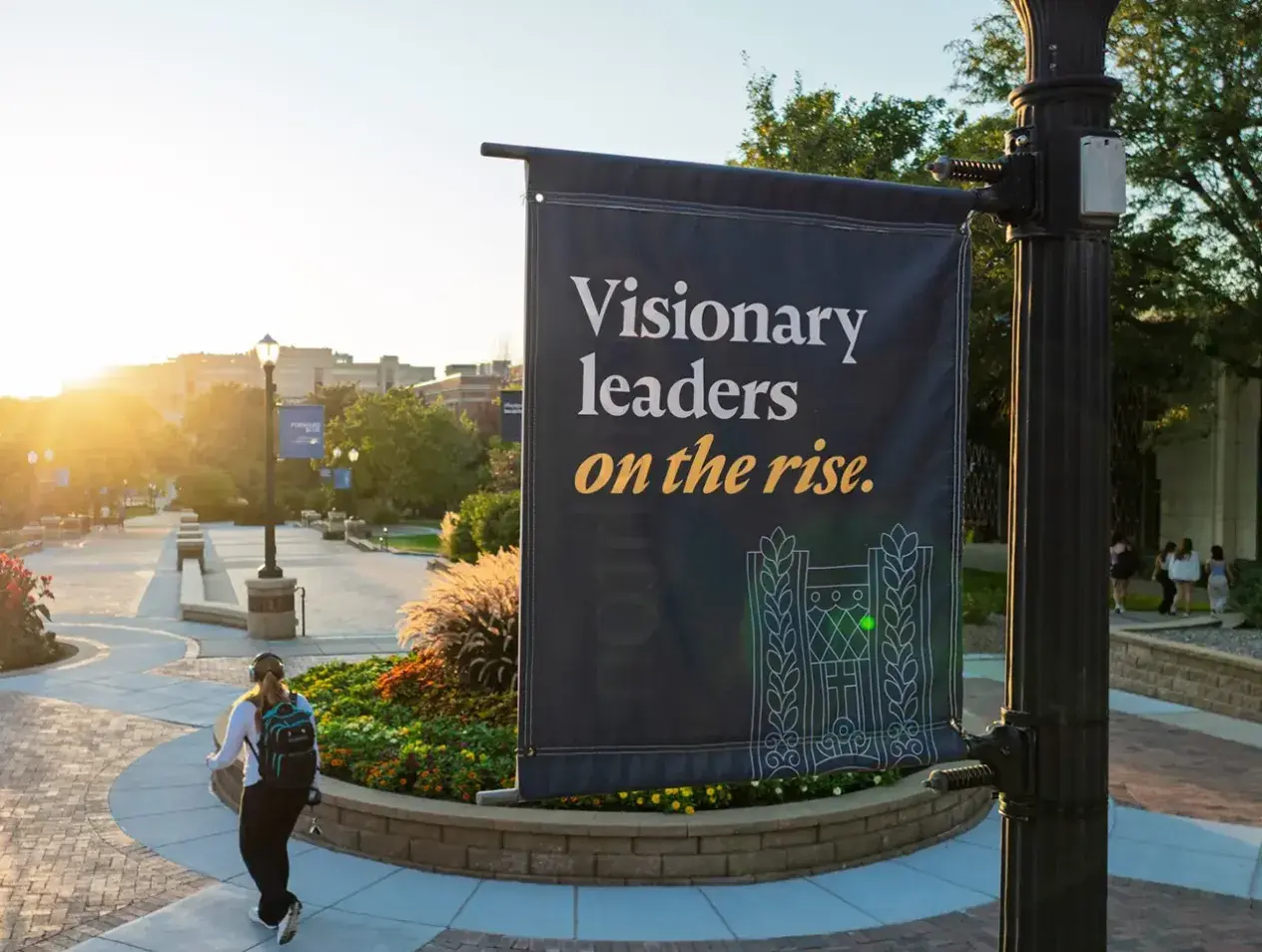 Banner reading "Visionary leaders on the rise."
