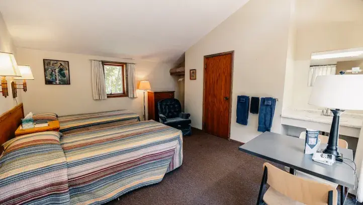 Montserrat Motel bedroom