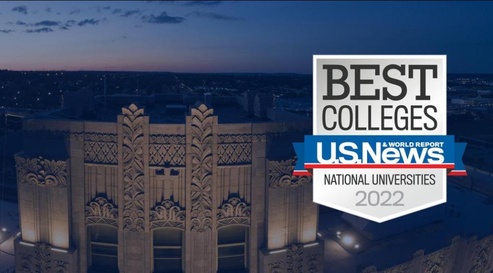 School of Nursing evening photo with Best College U.S. News & World Report 2022 Ranking Badge.
